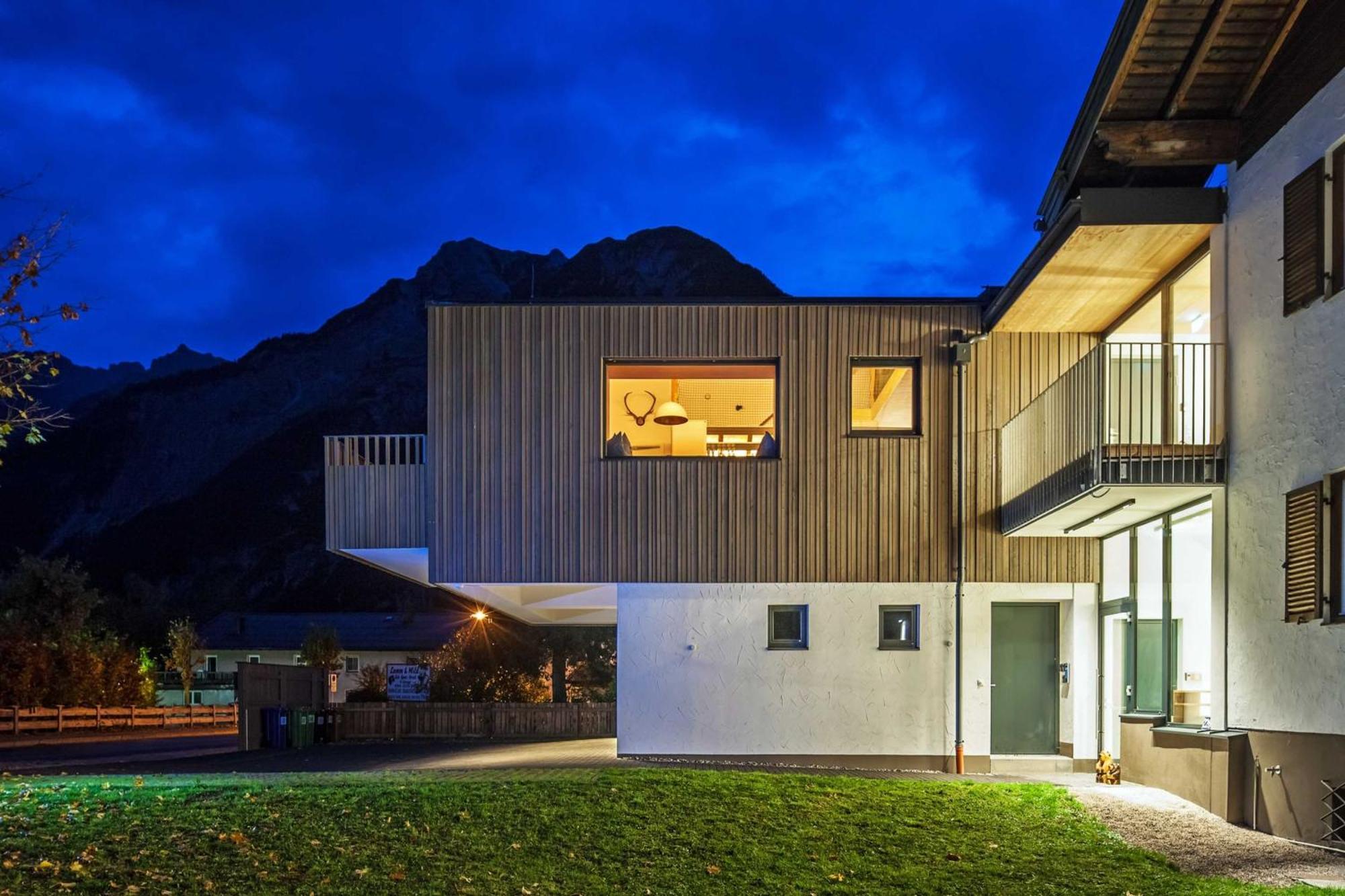 Aurakarwendel Apartament *